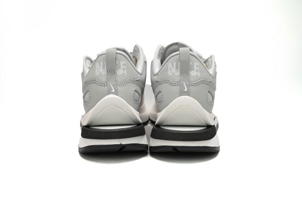 pkstockx_sacai_x_vaporwaffle_3_0_pale_dd1875_108_1AD608E72D71E PKstockx Sacai x VaporWaffle 3.0 Pale DD1875-108