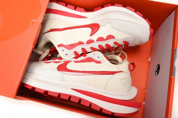 pkstockx_sacai_x_vaporwaffle__tour_yellow___dd1875_110_1AD60D87AC812 PKstockx Sacai x VaporWaffle “Tour Yellow ” DD1875-110