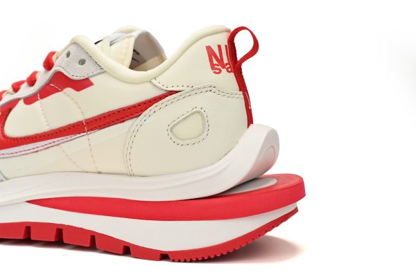 pkstockx_sacai_x_vaporwaffle__tour_yellow___dd1875_110_1AD60D8C90612 PKstockx Sacai x VaporWaffle “Tour Yellow ” DD1875-110