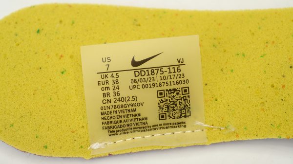 pkstockx_sacai_x_vaporwaffle__tour_yellow___dd1875_116_1AD60DE16DD1B PKstockx Sacai x VaporWaffle “Tour Yellow ” DD1875-116